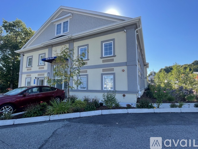20 Milton St 1 Apartment for Rent - Photo gallery 2