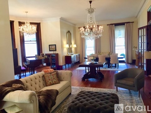 207 Bank Avenue 2 Beds Apartment for Rent