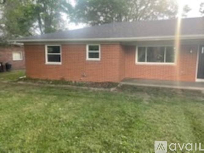 6207 Grandview Drive 3 Beds Single Family Home for Rent - Photo gallery 2