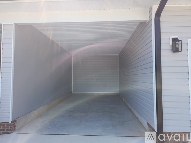 126 Glenn Avenue 3 Beds Single Family Home for Rent - Photo gallery 3
