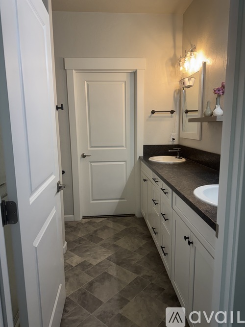 699 Kaitlin Lane 3 Beds Single Family Home for Rent - Photo gallery 2