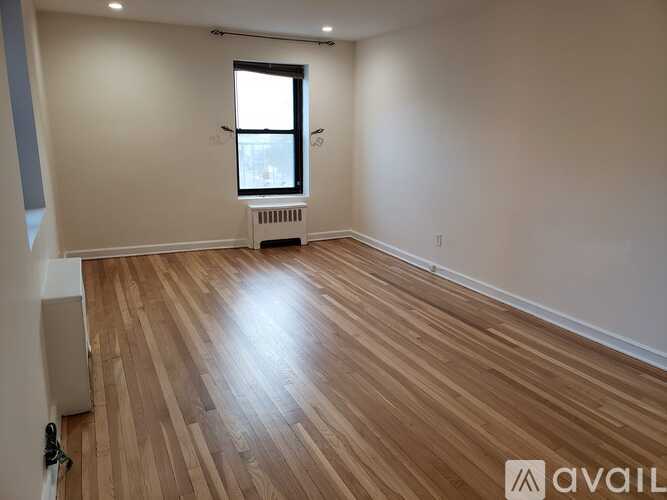 165 Vroom Street Studio Apartment for Rent - Photo gallery 3