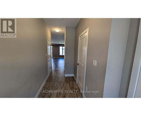 1960 DALMAGARRY ROAD 3 Beds Condo, Home, Townhouse for Rent - Photo gallery 3