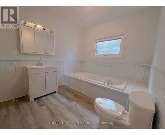 #REAR - 70 COURTWRIGHT STREET 2 Beds House for Rent - Photo gallery 5