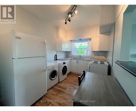 #FRONT - 70 COURTWRIGHT STREET 1 House for Rent - Photo gallery 3