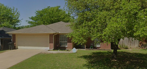 204 Saint James Pl 3 Beds Apartment for Rent