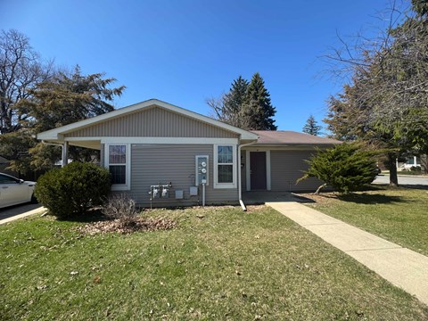 454 College Avenue 2 Beds Apartment for Rent