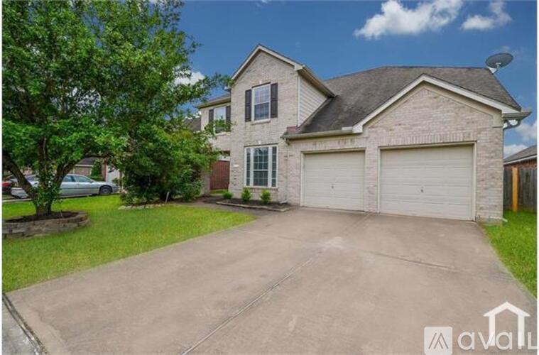 12619 Riverhill Ct 4 Beds Single Family Home for Rent - Photo gallery 1