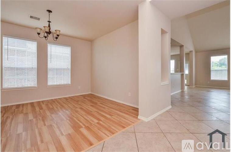 12619 Riverhill Ct 4 Beds Single Family Home for Rent - Photo gallery 3
