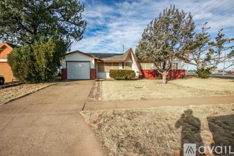2040 Gerry Dr 3 Beds Apartment for Rent