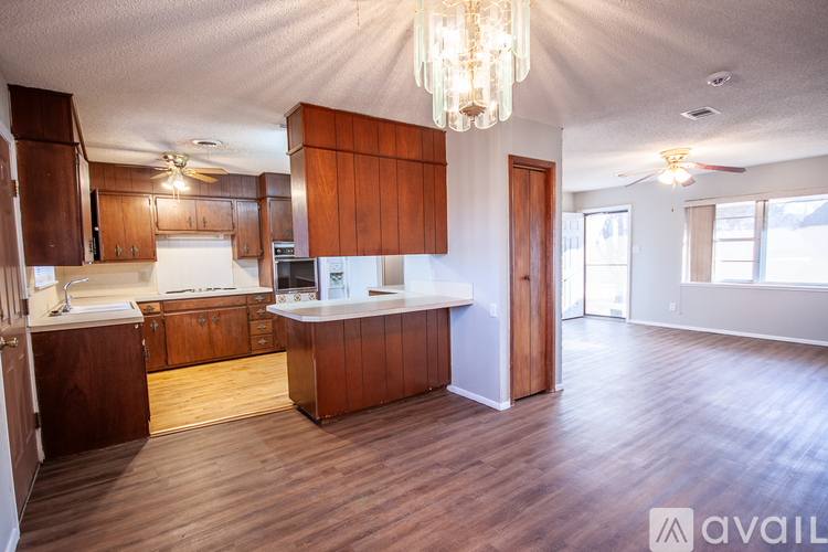 2040 Gerry Dr 3 Beds Single Family Home for Rent - Photo gallery 4