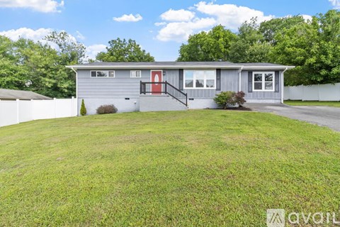47 Moore Drive 4 Beds Apartment for Rent