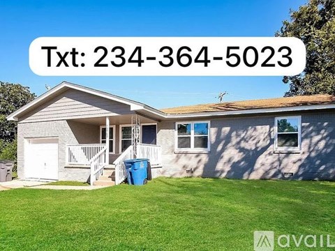 10952 E 4Th St 3 Beds Apartment for Rent