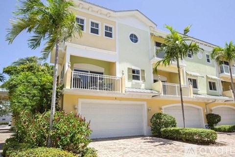 708 Southeast 15Th Street 3 Beds Apartment for Rent