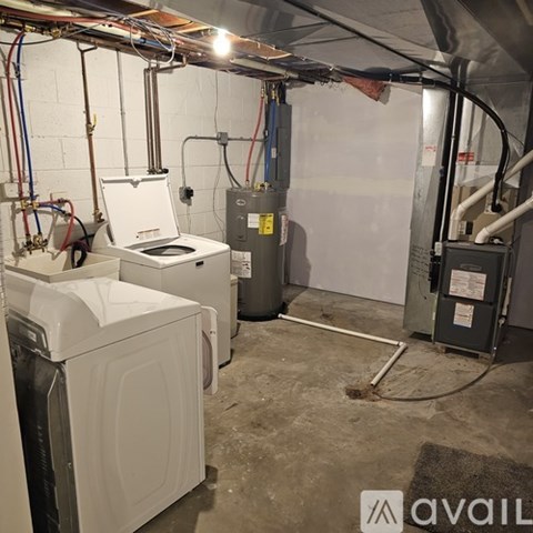 318 Municipal Dr 3 Beds Apartment for Rent