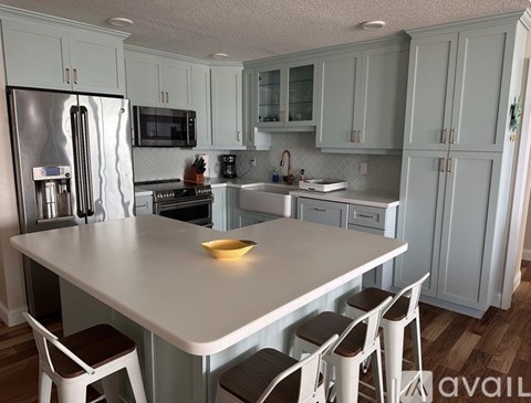3043 South Atlantic Avenue 2 Beds Apartment for Rent