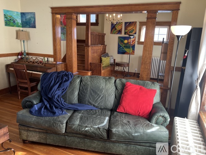 334 North 14th Street 6 Beds Apartment for Rent - Photo gallery 1