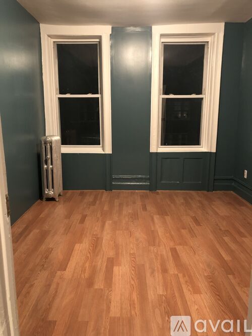 569 Osborn Street Fl 2 3 Beds Single Family Home for Rent - Photo gallery 2