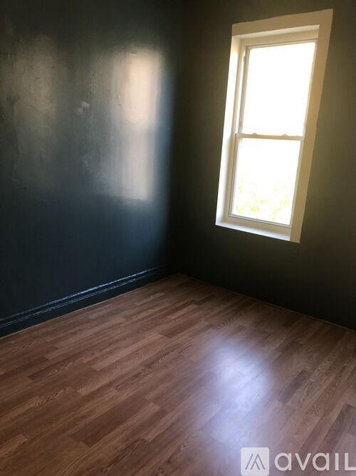 569 Osborn Street Fl 2 3 Beds Single Family Home for Rent - Photo gallery 3