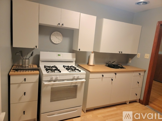3521 S Logan Avenue 1 Townhouse for Rent - Photo gallery 5