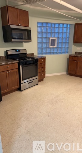 8035 S Marquette Ave 1 Apartment for Rent - Photo gallery 3
