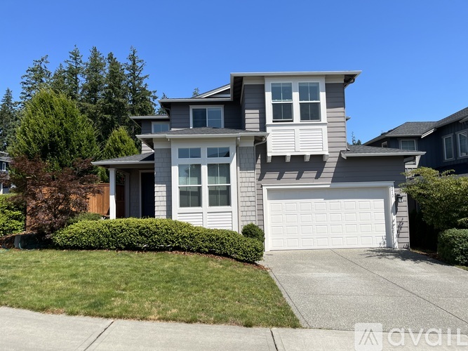 2412 NE Boulderstone Ct 4 Beds Single Family Home for Rent - Photo gallery 1