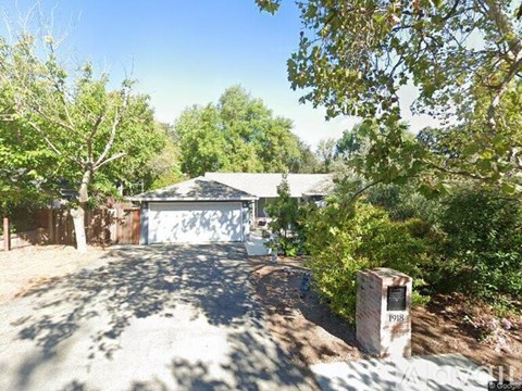 1918 Newell Ave 3 Beds Apartment for Rent