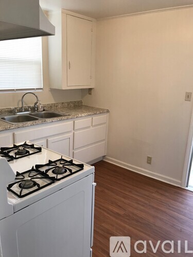 713 1/2 Lincoln Ave 1 Single Family Home for Rent - Photo gallery 2