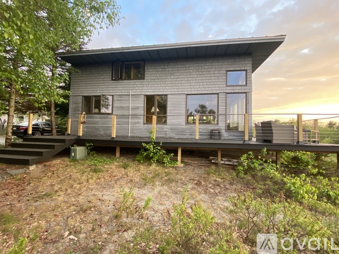 256 Sand Point Road 2 Beds Single Family Home for Rent - Photo gallery 1