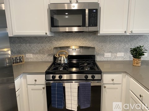 130 Ciarans Xing 3 Beds Apartment for Rent