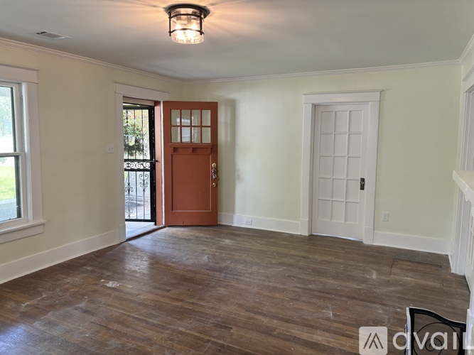515 Alexander St 2 Beds Apartment for Rent - Photo gallery 4