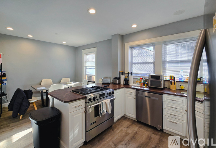 235 Chestnut Hill Ave 4 Beds Apartment for Rent - Photo gallery 2