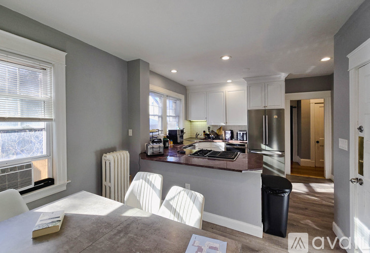 235 Chestnut Hill Ave 4 Beds Apartment for Rent - Photo gallery 4