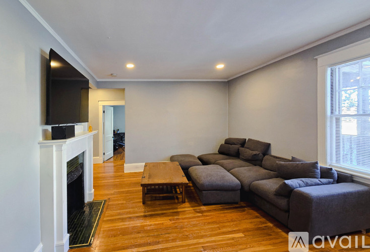 235 Chestnut Hill Ave 4 Beds Apartment for Rent - Photo gallery 5