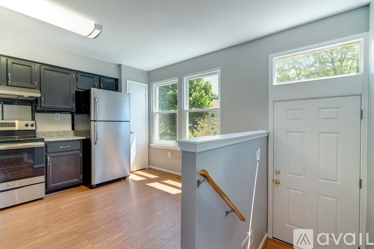 18870 McFarlin Dr 3 Beds Townhouse for Rent - Photo gallery 4