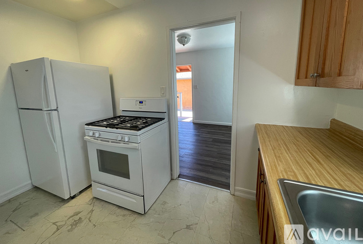 326 S Freeman St 1 Apartment for Rent - Photo gallery 5