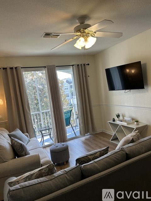 8107 Coconut Palm Way 3 Beds Apartment for Rent