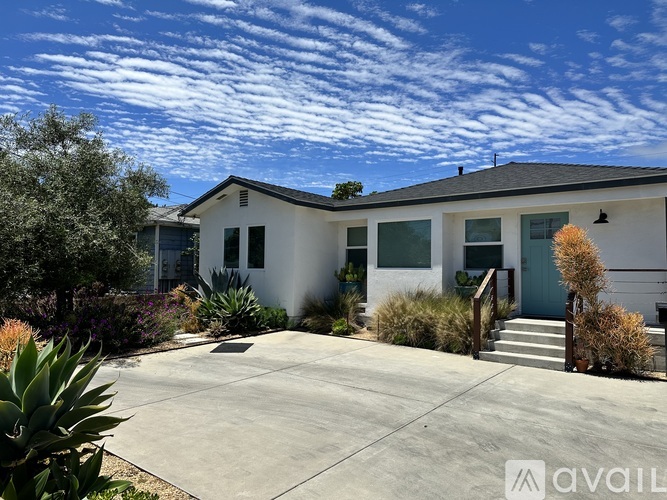2660 Figueroa Boulevard 3 Beds Single Family Home for Rent - Photo gallery 1