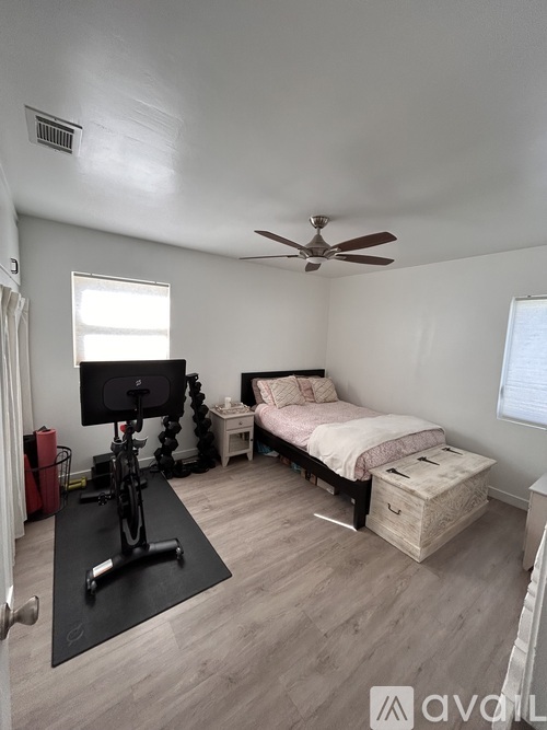 2660 Figueroa Boulevard 3 Beds Single Family Home for Rent - Photo gallery 5