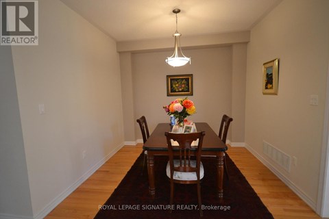 656 ASLETON BOULEVARD 3 Beds Apartment for Rent