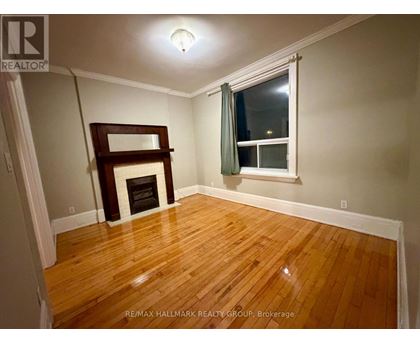 3 - 1071 GLADSTONE AVENUE 2 Beds Home, Multifamily, Triplex for Rent - Photo gallery 1