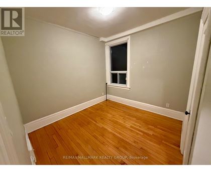 3 - 1071 GLADSTONE AVENUE 2 Beds Home, Multifamily, Triplex for Rent - Photo gallery 5