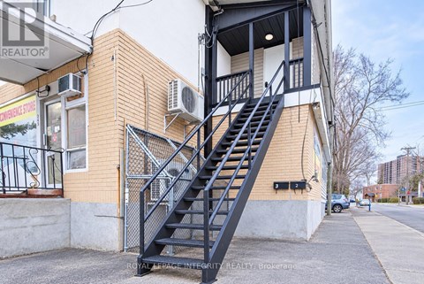 2 - 345 RICHELIEU AVENUE 2 Beds Apartment for Rent