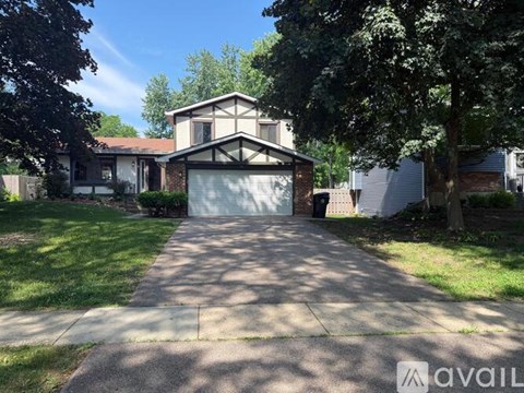 134 South Berteau Avenue 3 Beds Apartment for Rent