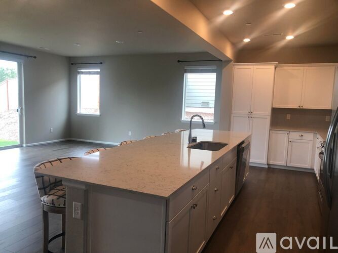 908 Baker Heights Loop 4 Beds Single Family Home for Rent - Photo gallery 2