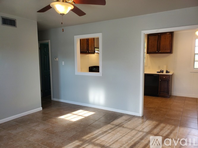 380 Oriole Drive 3 Beds Single Family Home for Rent - Photo gallery 4