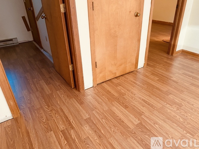 225 Maple Street 2 Beds Apartment for Rent - Photo gallery 2