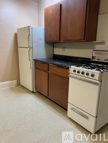 362 S Main St 1 Apartment for Rent - Photo gallery 5