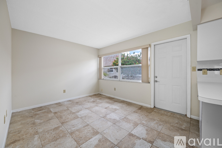 8464 Austin Dr 1 Condo for Rent - Photo gallery 5