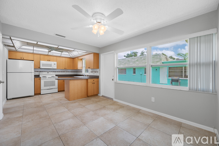 7077 Versailles 2 Beds Condo for Rent - Photo gallery 4